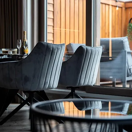 Szklarska View Luxury Jacuzzi Appartement *