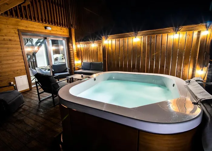Szklarska View Luxury Jacuzzi * Шклярська Поремба
